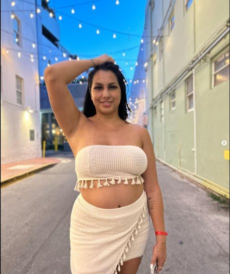 htownliv sexy actress pictures