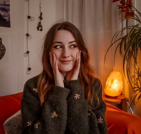 Leonie Christel adult model galleries