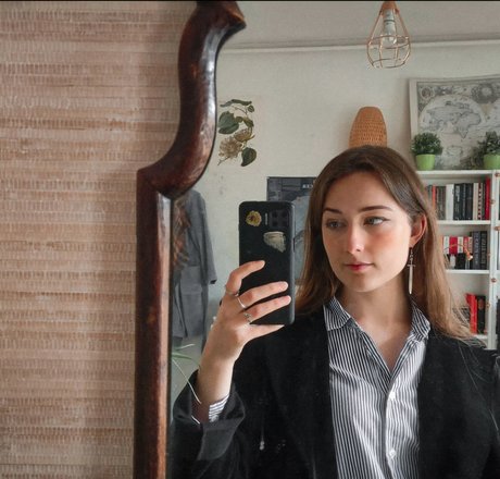 Leonie Christel top actress galleries