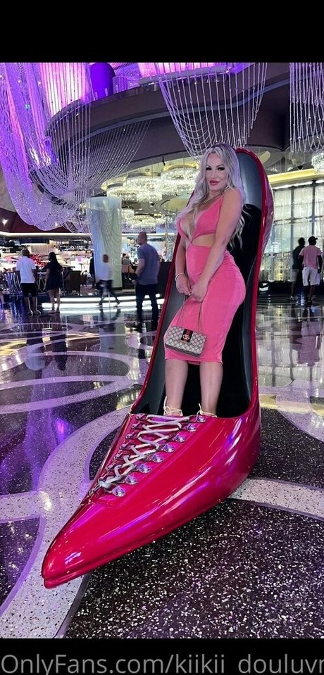 a v a james88 model hd pic