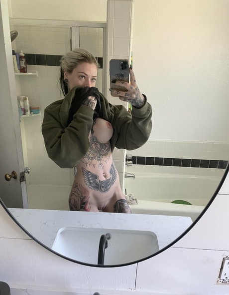 alliluvsin hot star picture