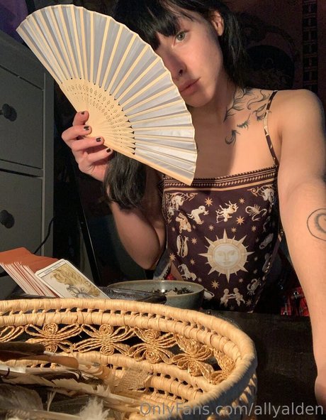 allyalden model adult images