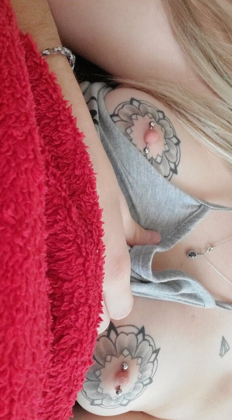 sassynopants nude pornstar picture