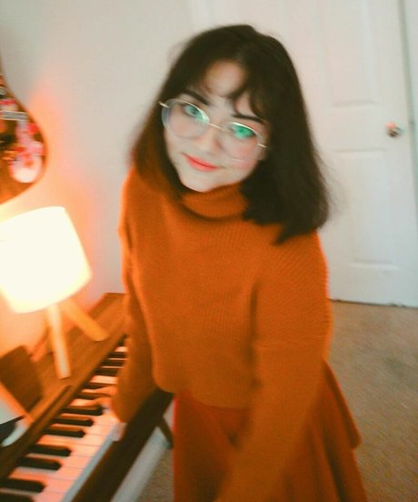 Gabi Belle nice model pictures