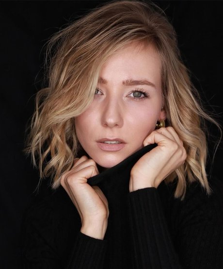 Sandra Amalia beautiful actress images