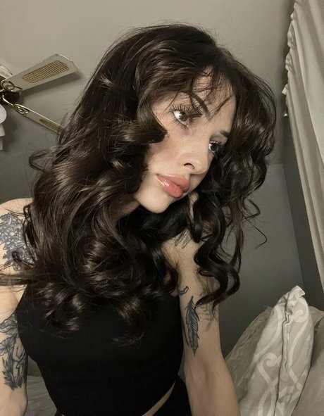 jadedhunny art actress picture