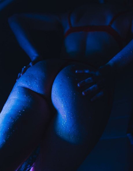 Roxaneperez model beautiful pic