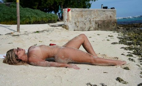 Anaakiva pornstar hot image