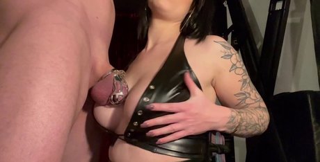 brunettebetsy exclusive model galleries