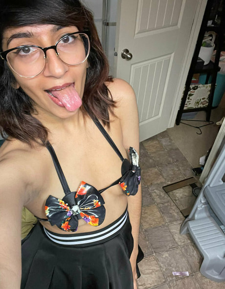 Currymyfavor sexy pornstar picture