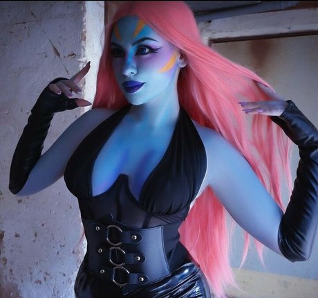 Merax cosplay naked pornstar photo