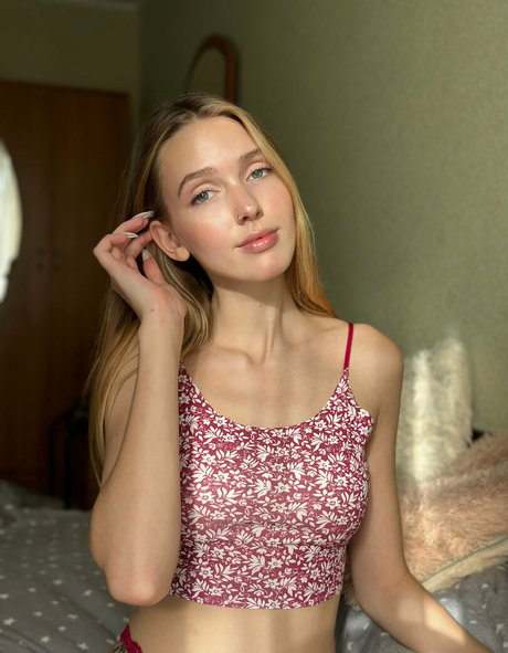 i lina pretty actress img