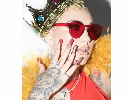 therealroyalskye model xxx images