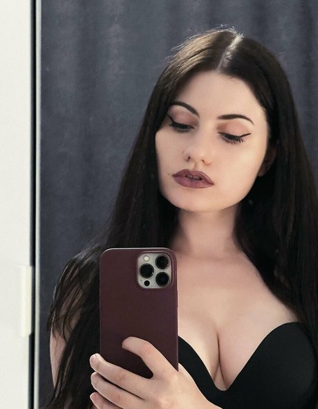 Nastya rosse nudes actress pics