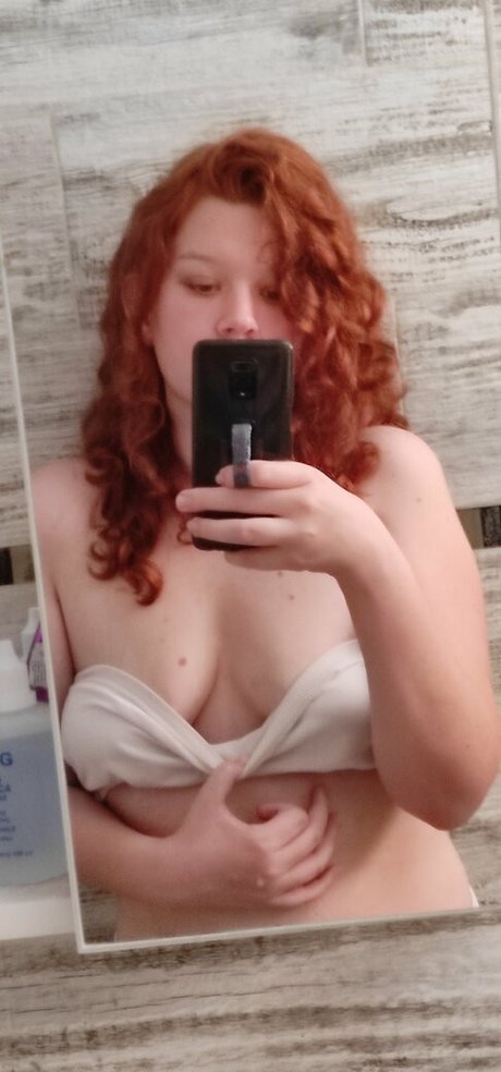 elecktraa model exclusive photos