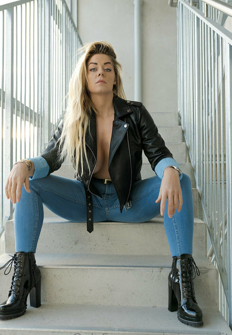 MI4 S4ND hd model img