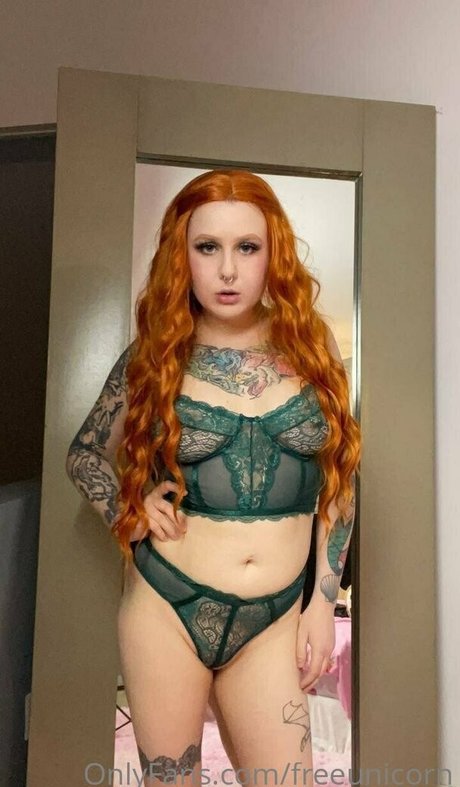 climbmickeymountain nudes model photo