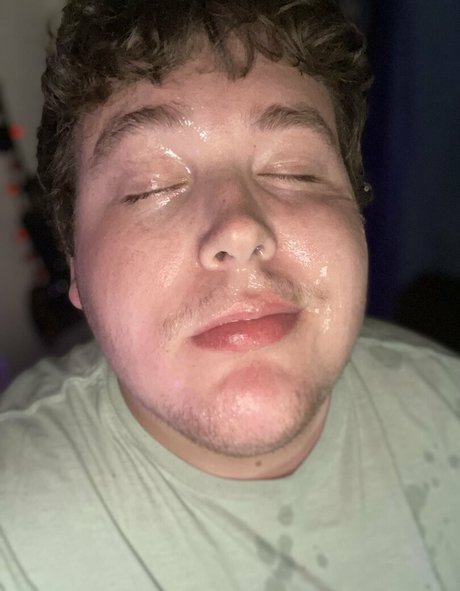 chubbysucker model nudes archive