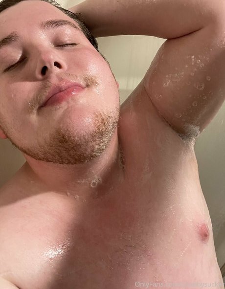 chubbysucker erotic pornstar photo