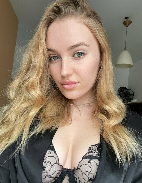 ashley boob exclusive pornstar archive