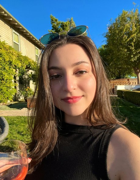 Girth Brooks model photos