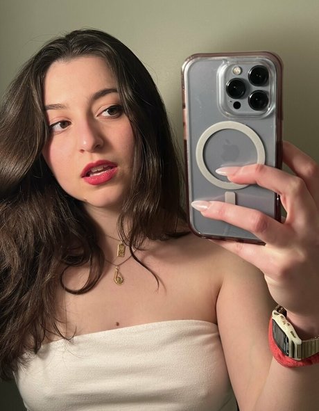 Girth Brooks model gallery