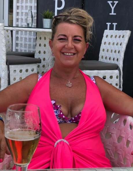 Queenmilfy star top pic