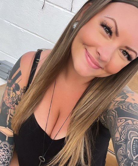 littleamyyyy pornstar xxx pic