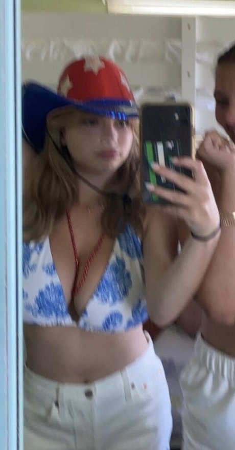 ilinamcqueen erotic star pic