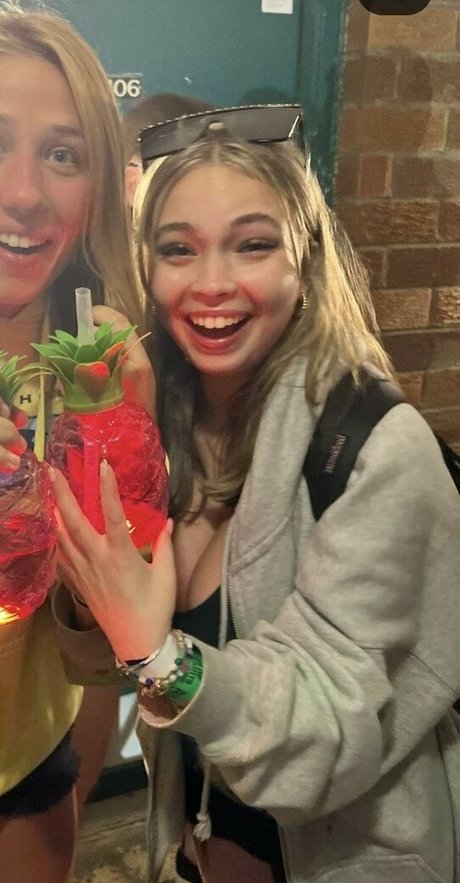 ilinamcqueen free actress pictures