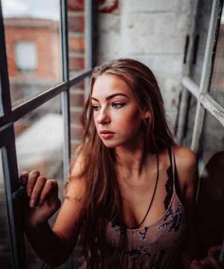 hedwigtr pornstar adult pictures