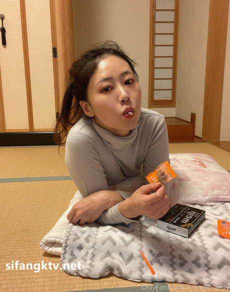 nanako sexy naked model photos