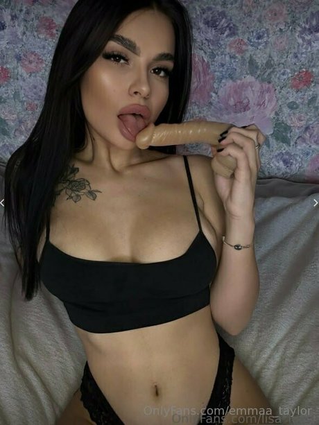 emmaa taylor nudes model img