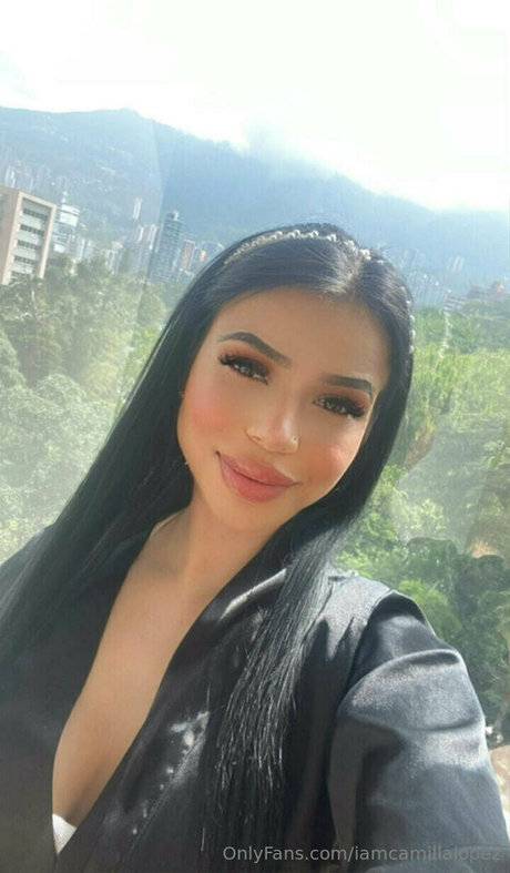 iamcamillalopez art star pics