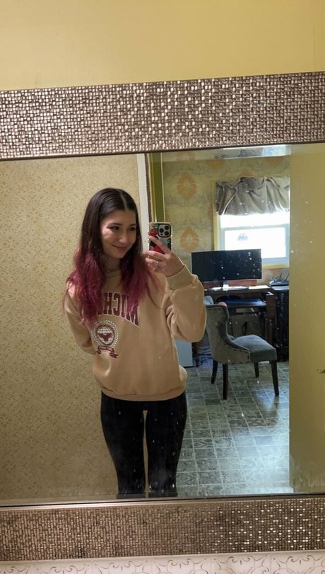 heyykaebae pornstar photos