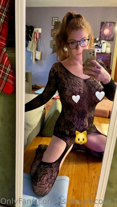 ashleyynicole free model adult images