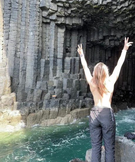 Scottishgeologist model xxx galleries