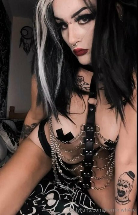 horror wh4re art model pictures