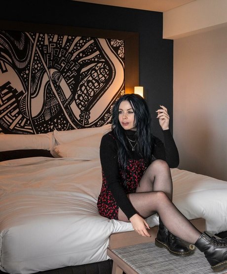 Moo Smith sex actress img