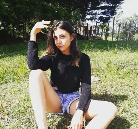 Manuela Velez free actress galleries