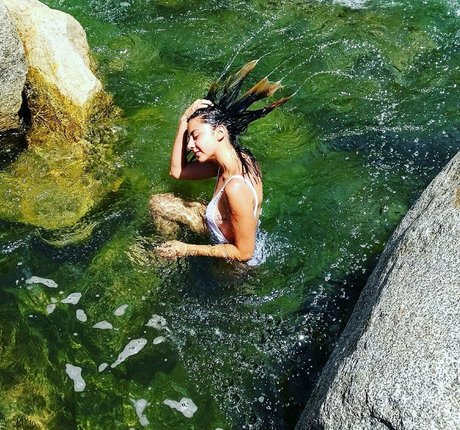 Manuela Velez star adult pics