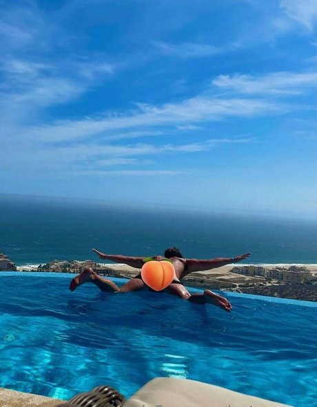 nategarner model pretty image