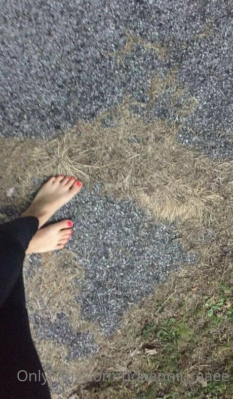 ddaannii raaee nude actress pic