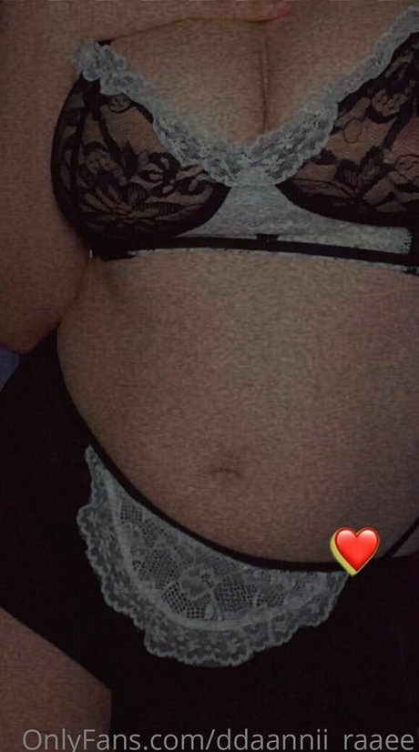 ddaannii raaee perfect star gallery