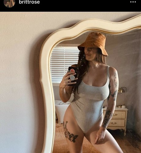 Brittany Rose Bush exclusive model pic