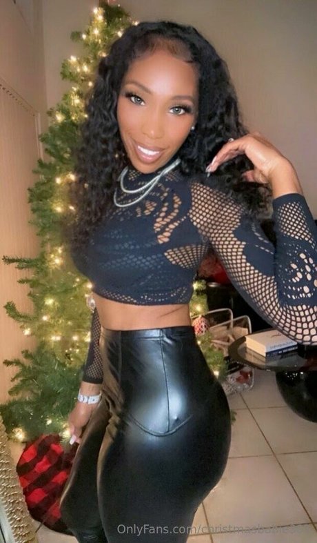 jamiek ynw nude pornstar photo