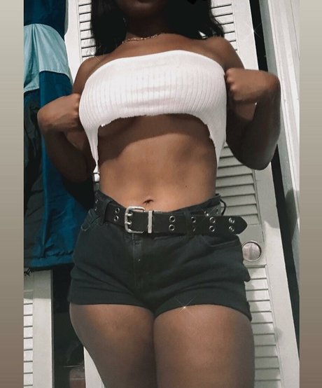 Niyahmoeye best pornstar photo