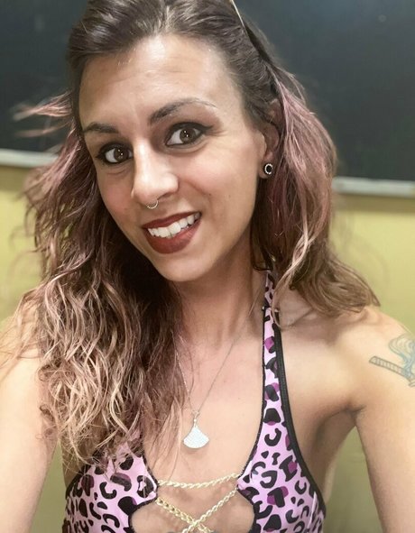 amaze me best model img