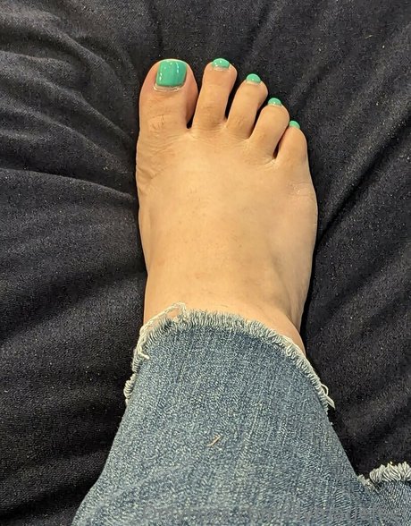 lilymariefeet star top pic