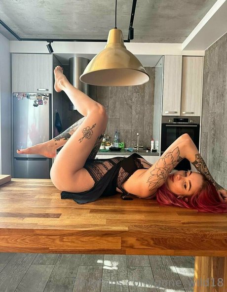 gone wild18 nudes star img